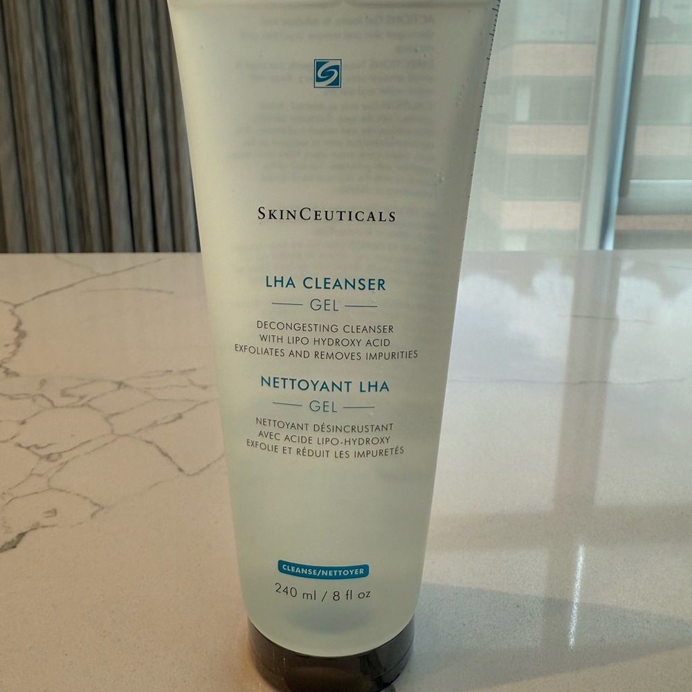 SkinCeuticals LHA Cleanser Gel
